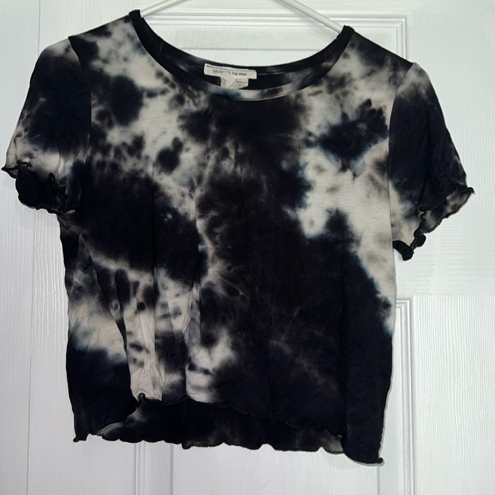 CAUTION TO THE WIND croptop